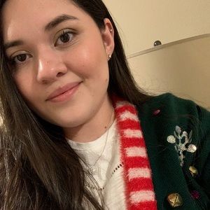 Meet your Posher, Ana